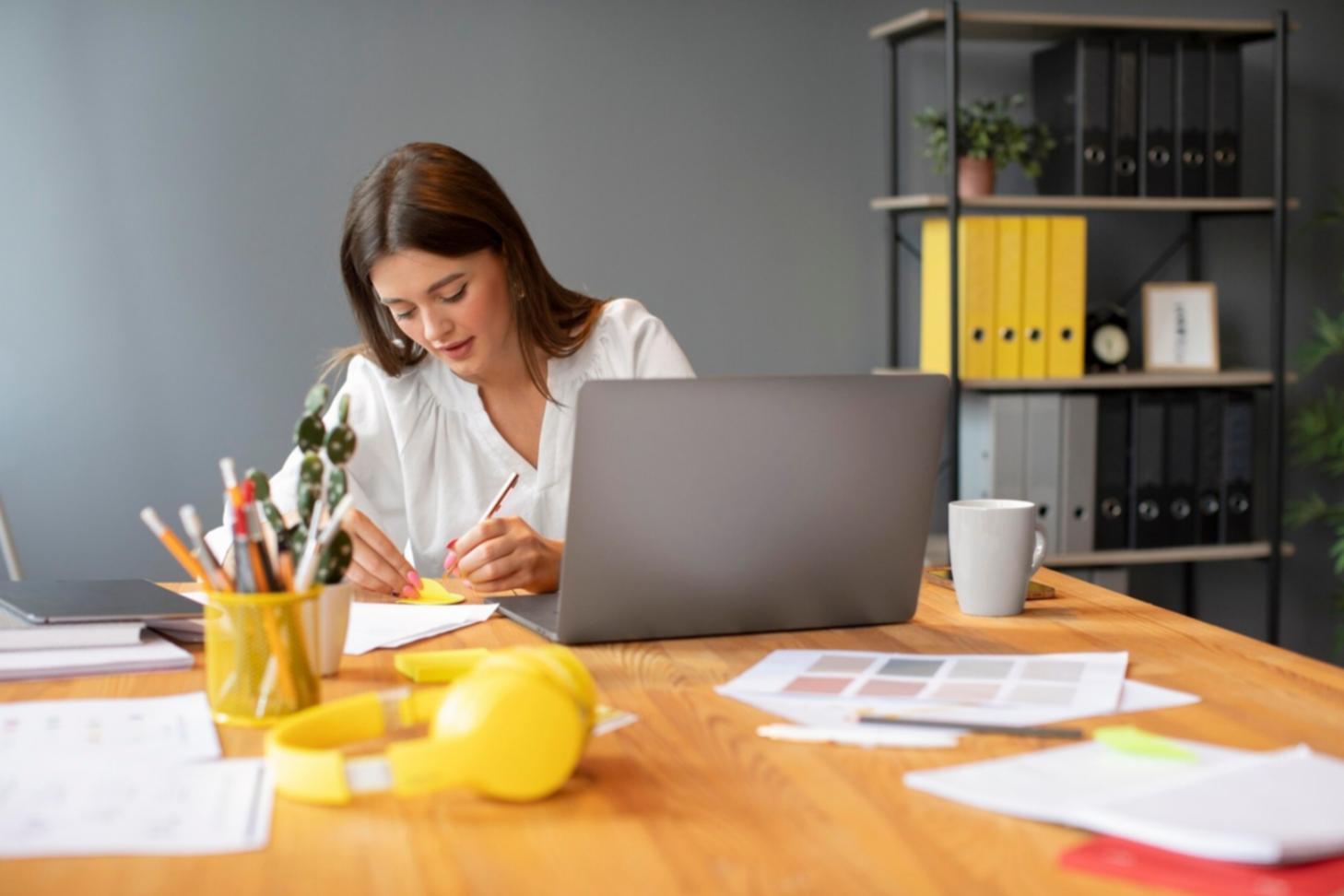 Business strategy planning and financial analysis tools